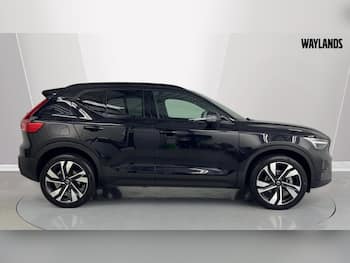 Used Volvo XC40 2024 for sale - 79742041: Photo