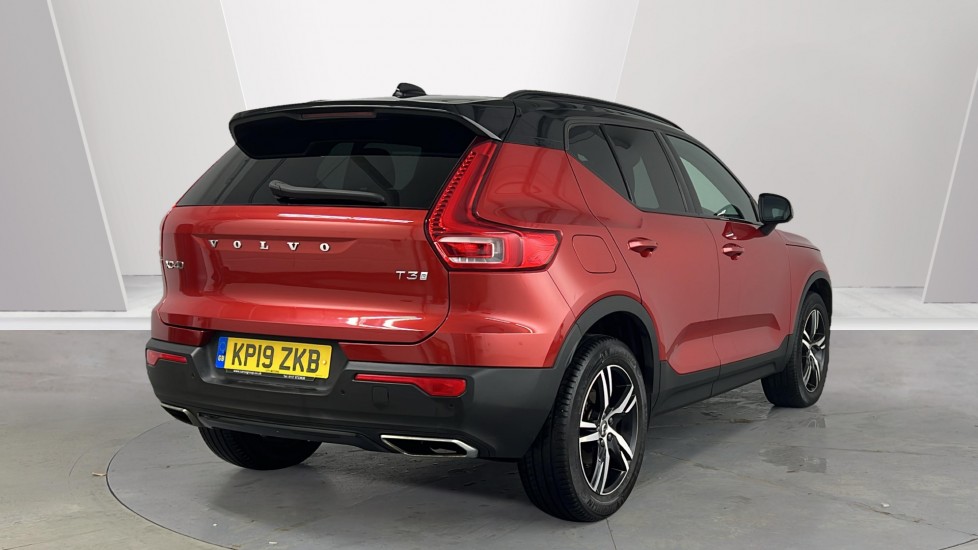 Used Volvo XC40 2019 for sale - 76316913: Photo 2