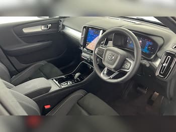 Used Volvo XC40 2026 for sale - 79094903: Photo