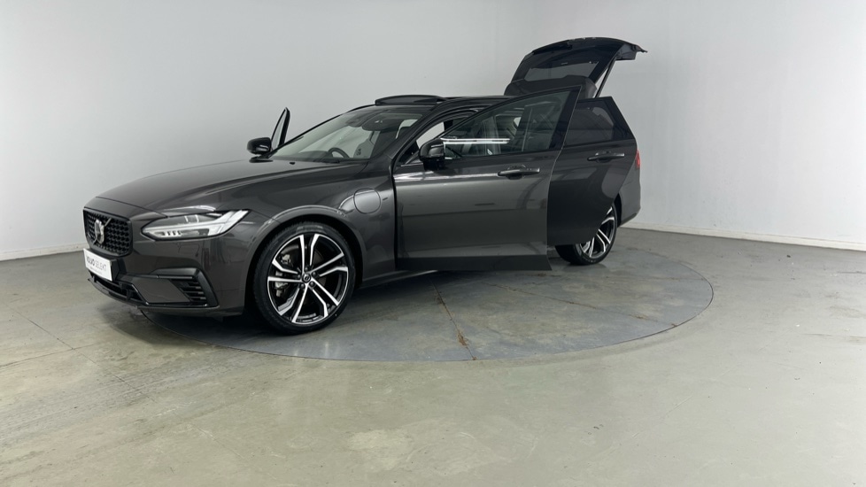 Used Volvo V90 2025 for sale - 77636220: Photo 16