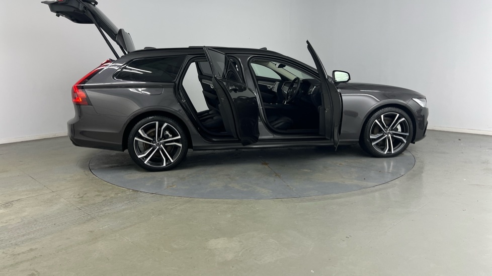 Used Volvo V90 2025 for sale - 77636220: Photo 27