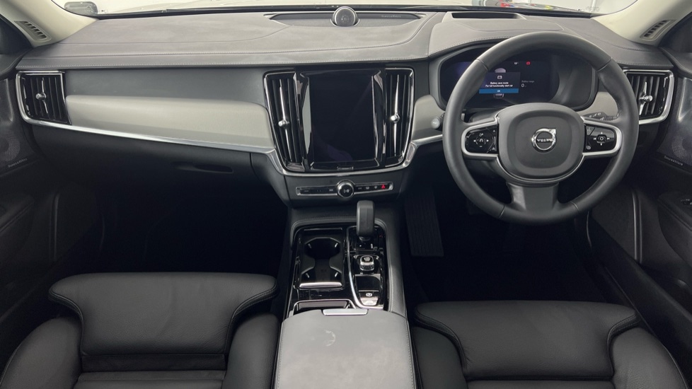 Used Volvo V90 2025 for sale - 77636220: Photo 5