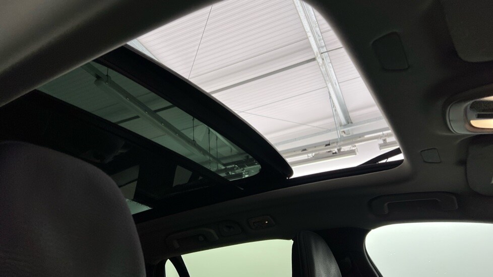 Used Volvo V60 2025 for sale - 77261641: Photo 15