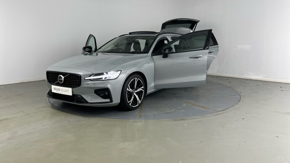 Used Volvo V60 2025 for sale - 77261641: Photo 17