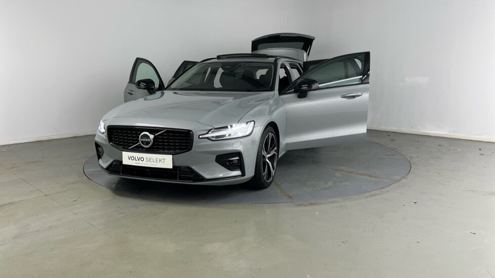 Used Volvo V60 2025 for sale - 77261641: Photo 18