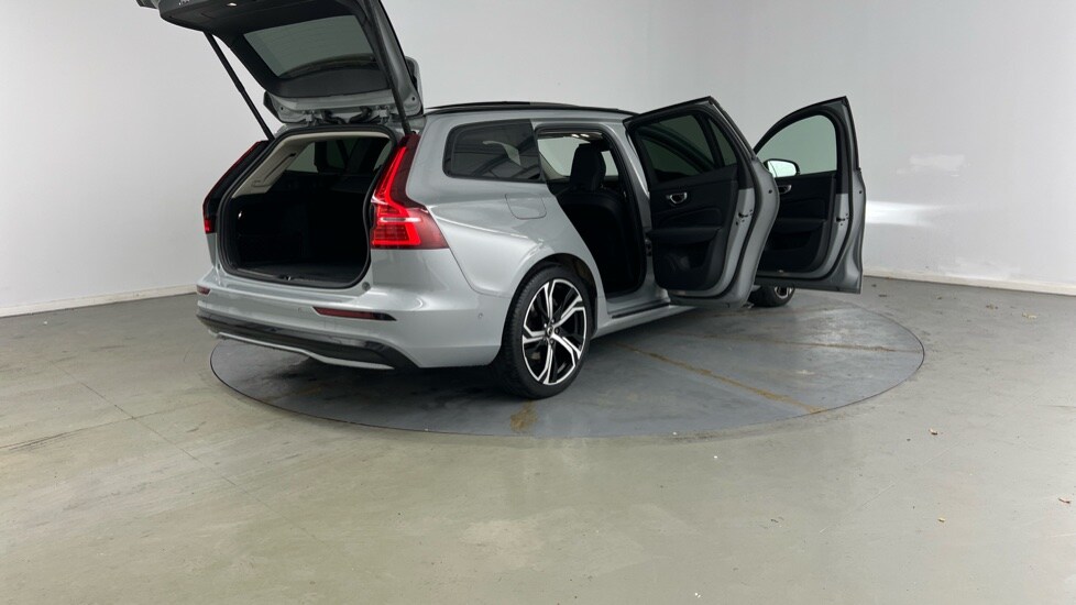 Used Volvo V60 2025 for sale - 77261641: Photo 30