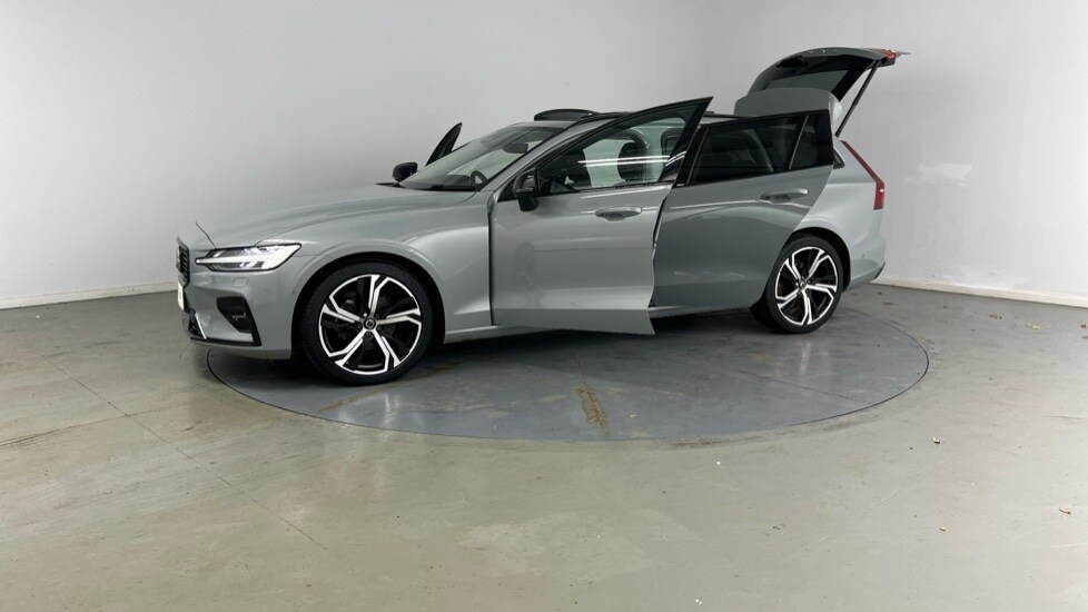 Used Volvo V60 2025 for sale - 77261641: Photo 41