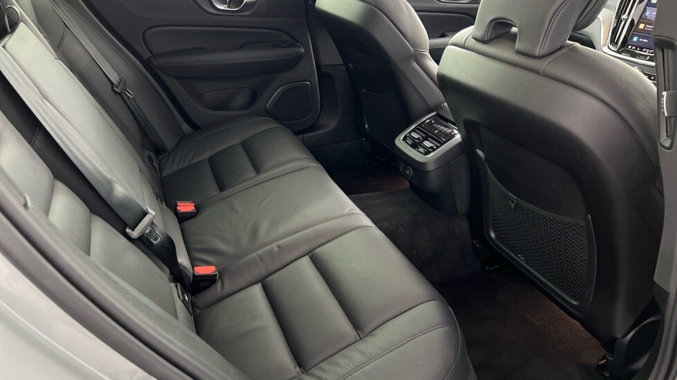 Used Volvo V60 2025 for sale - 77261641: Photo 6