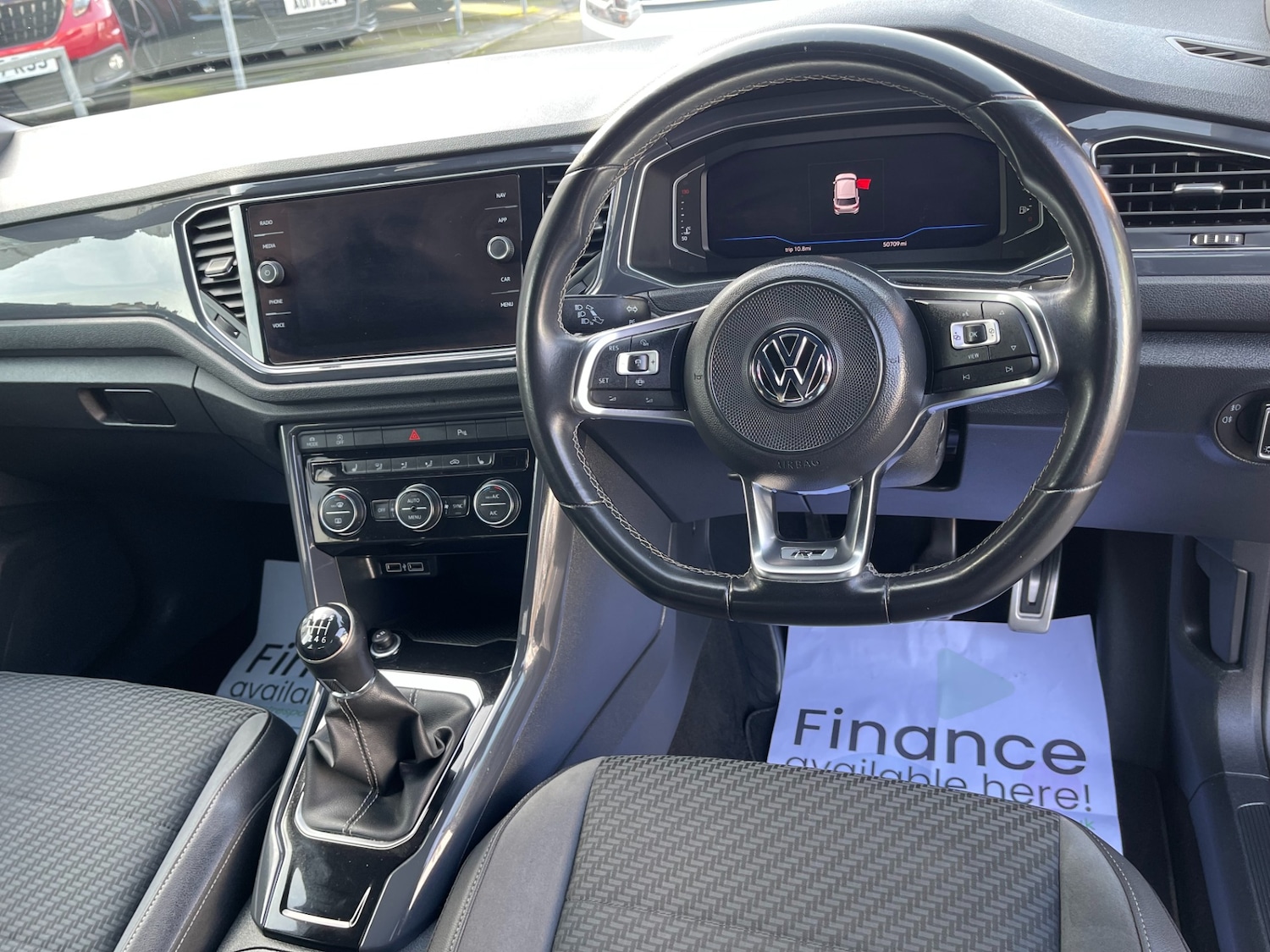 Used Volkswagen T-Roc 2019 for sale - 77663493: Photo 32