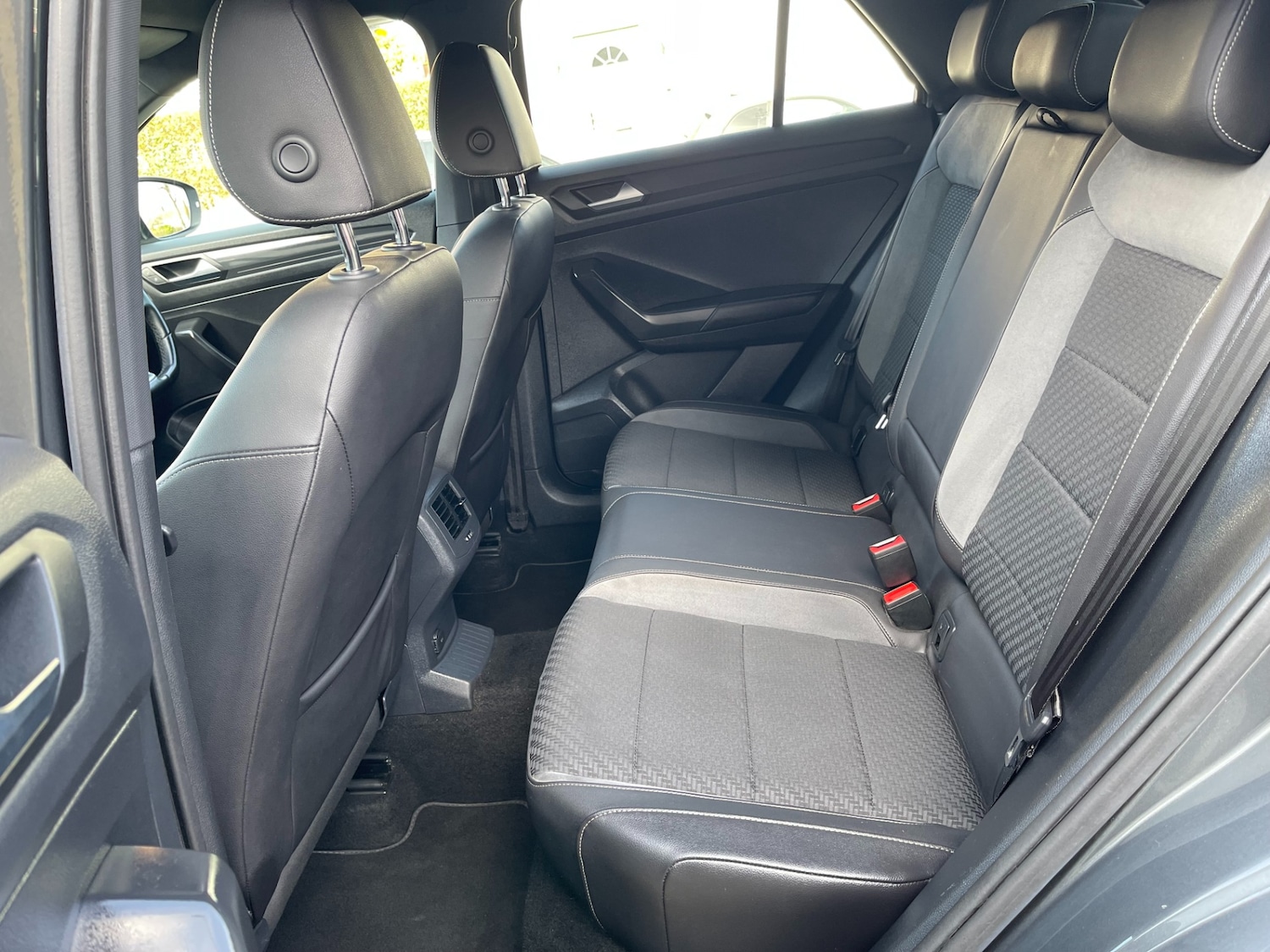 Used Volkswagen T-Roc 2019 for sale - 77663493: Photo 37