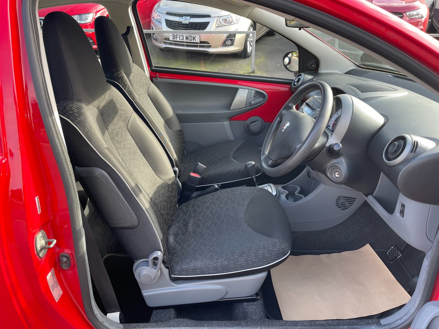 Used Peugeot 107 2011 for sale - 77717703: Photo 20