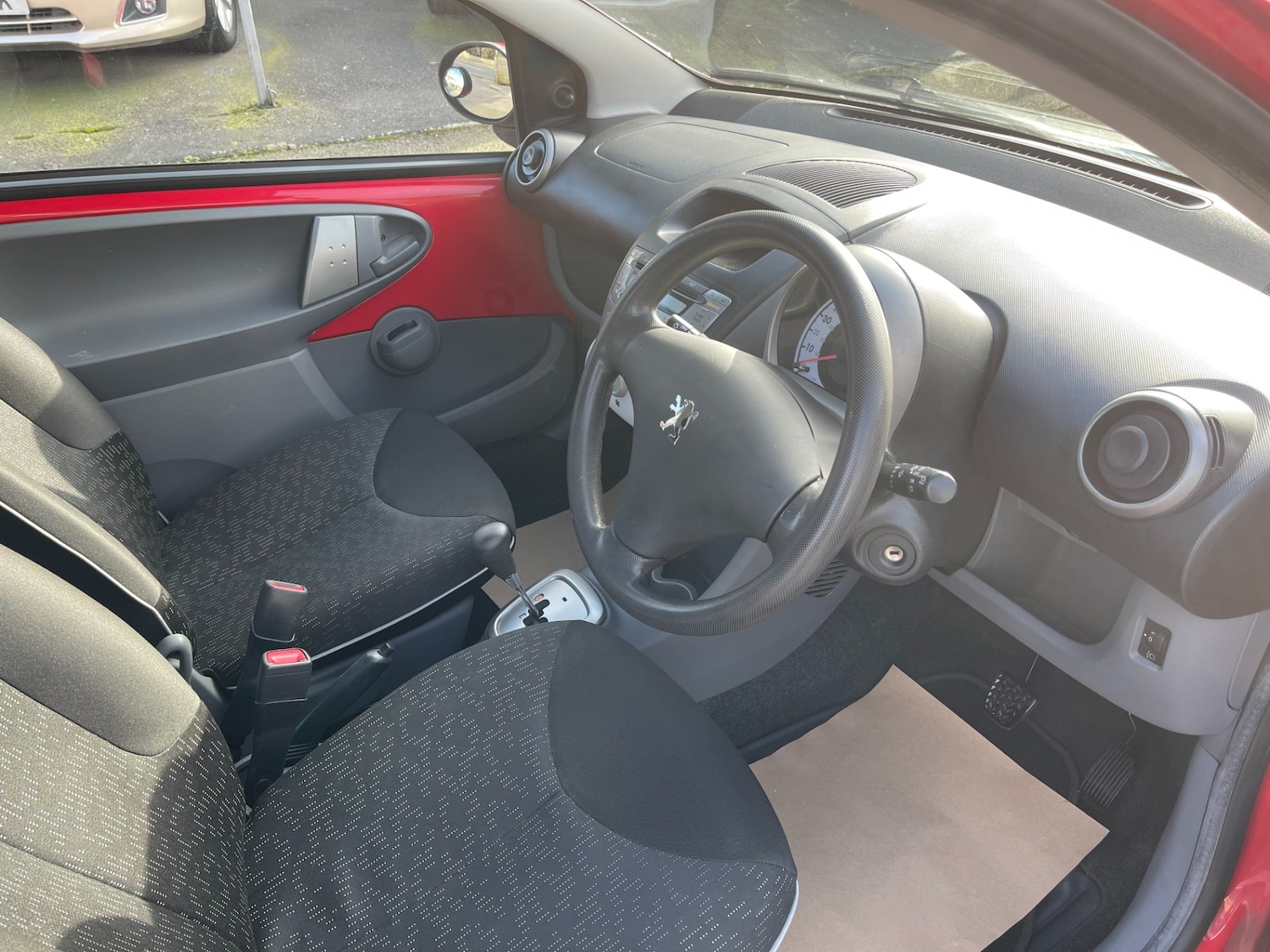 Used Peugeot 107 2011 for sale - 77717703: Photo 22