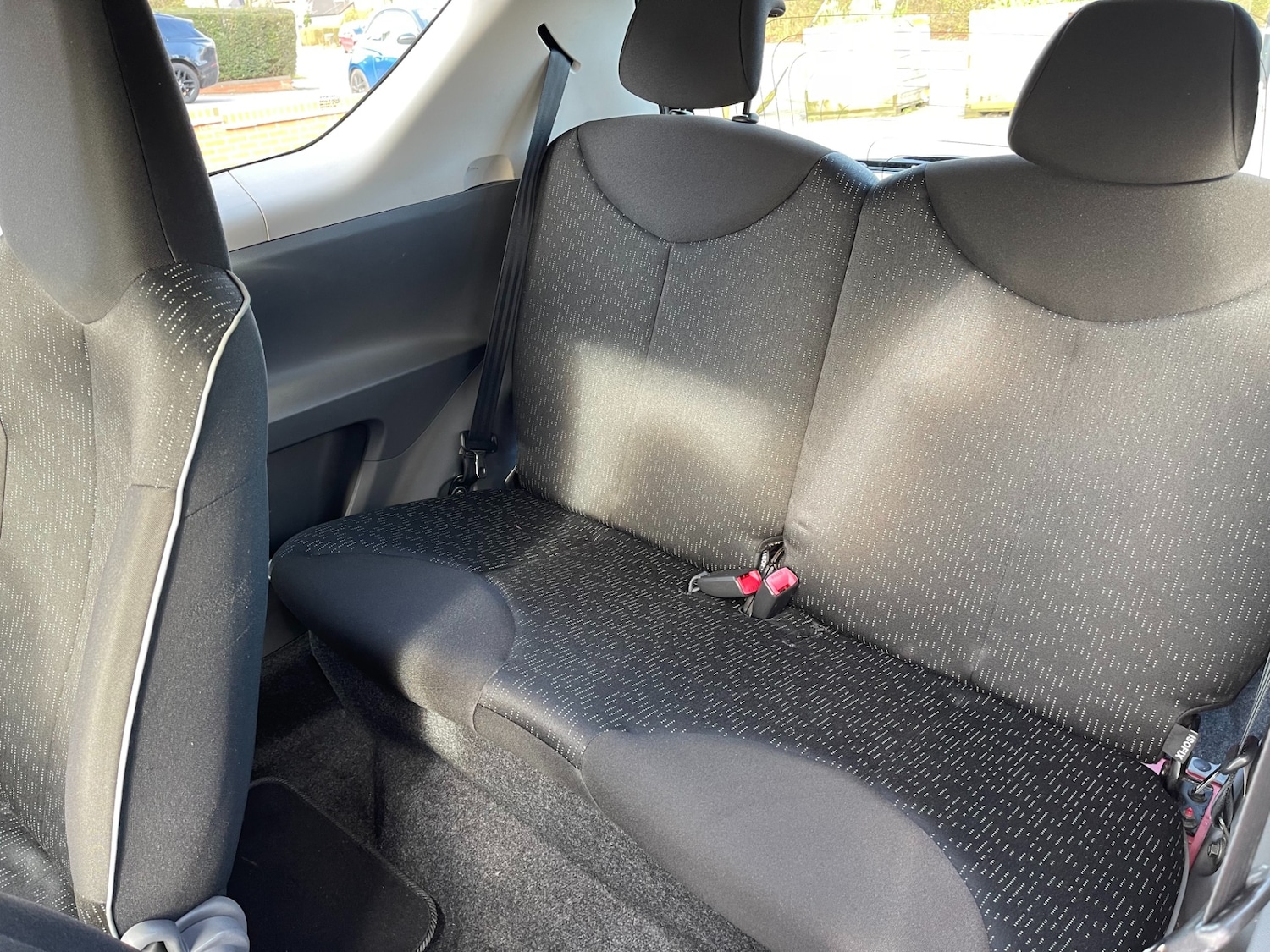 Used Peugeot 107 2011 for sale - 77717703: Photo 28