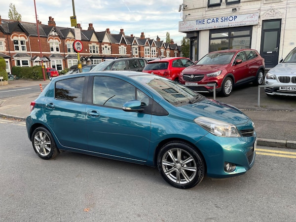Used Toyota Yaris 2012 for sale - 76247402: Photo 11