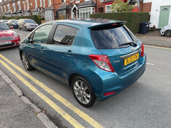 Used Toyota Yaris 2012 for sale - 76247402: Photo 18