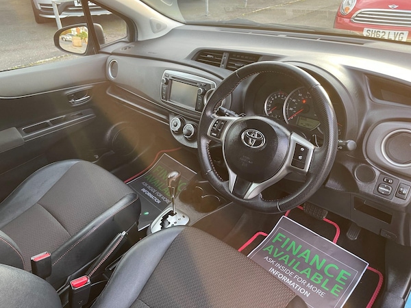 Used Toyota Yaris 2012 for sale - 76247402: Photo 29