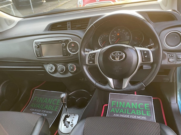 Used Toyota Yaris 2012 for sale - 76247402: Photo 33
