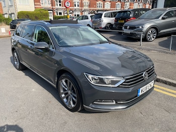 Used Volkswagen Passat 2018 for sale - 79299895: Photo