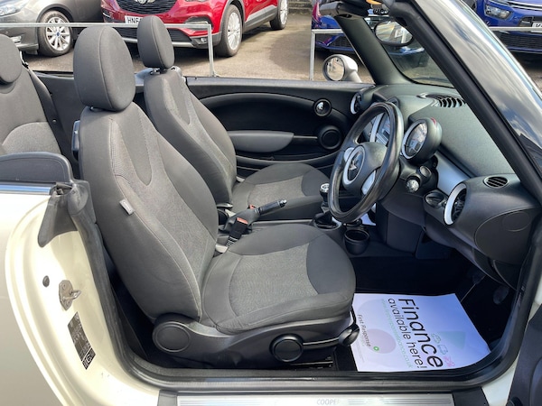Used MINI Convertible 2009 for sale - 75478376: Photo 22