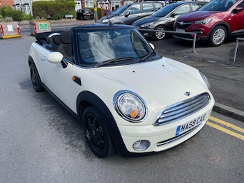 Used MINI Convertible 2009 for sale - 75478376: Photo