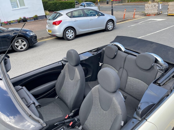 Used MINI Convertible 2009 for sale - 75478376: Photo 36