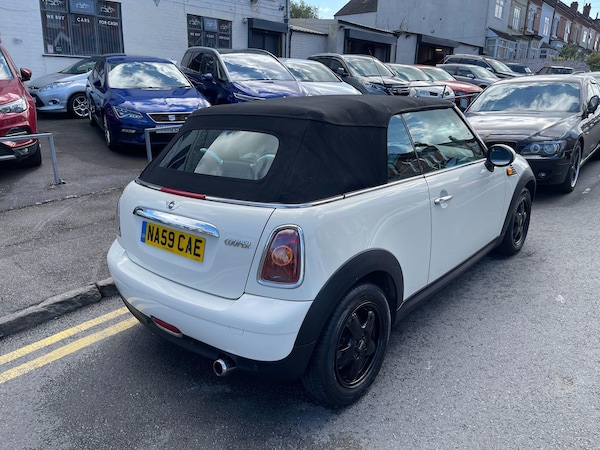 Used MINI Convertible 2009 for sale - 75478376: Photo 41