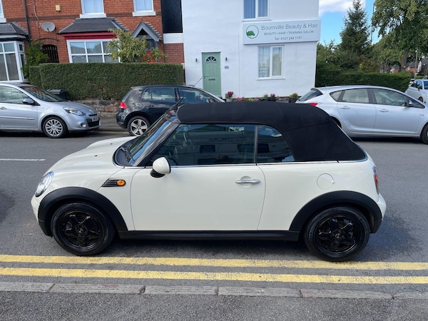 Used MINI Convertible 2009 for sale - 75478376: Photo 44