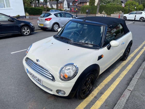 Used MINI Convertible 2009 for sale - 75478376: Photo 45