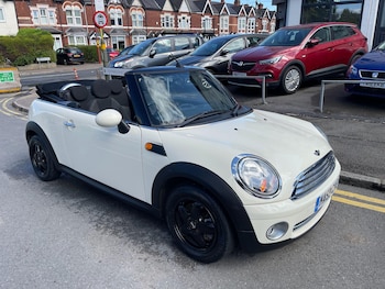 Used MINI Convertible 2009 for sale - 75478376: Photo