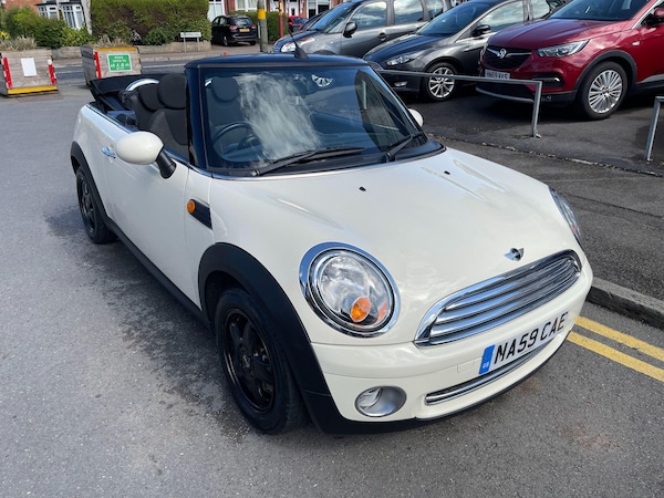 Used MINI Convertible 2009 for sale - 75478376: Photo 6