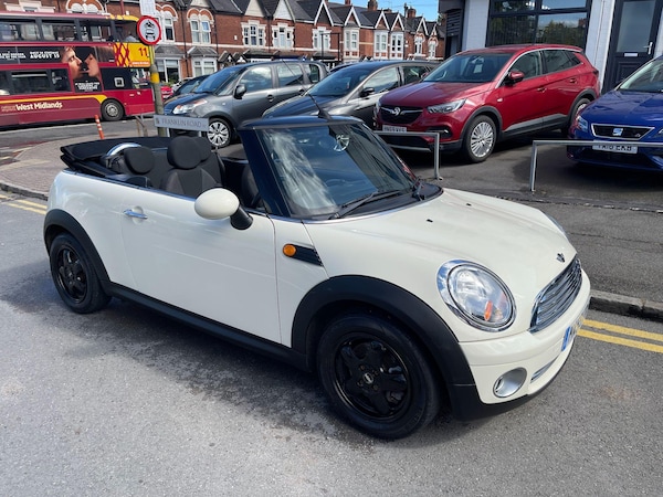 Used MINI Convertible 2009 for sale - 75478376: Photo 7