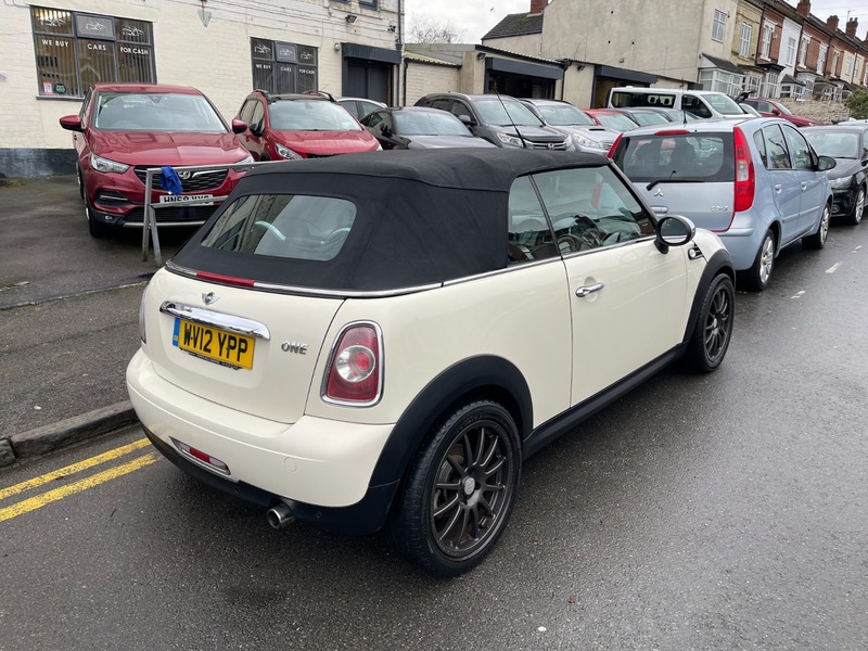 Used MINI Convertible 2012 for sale - 77200995: Photo 33