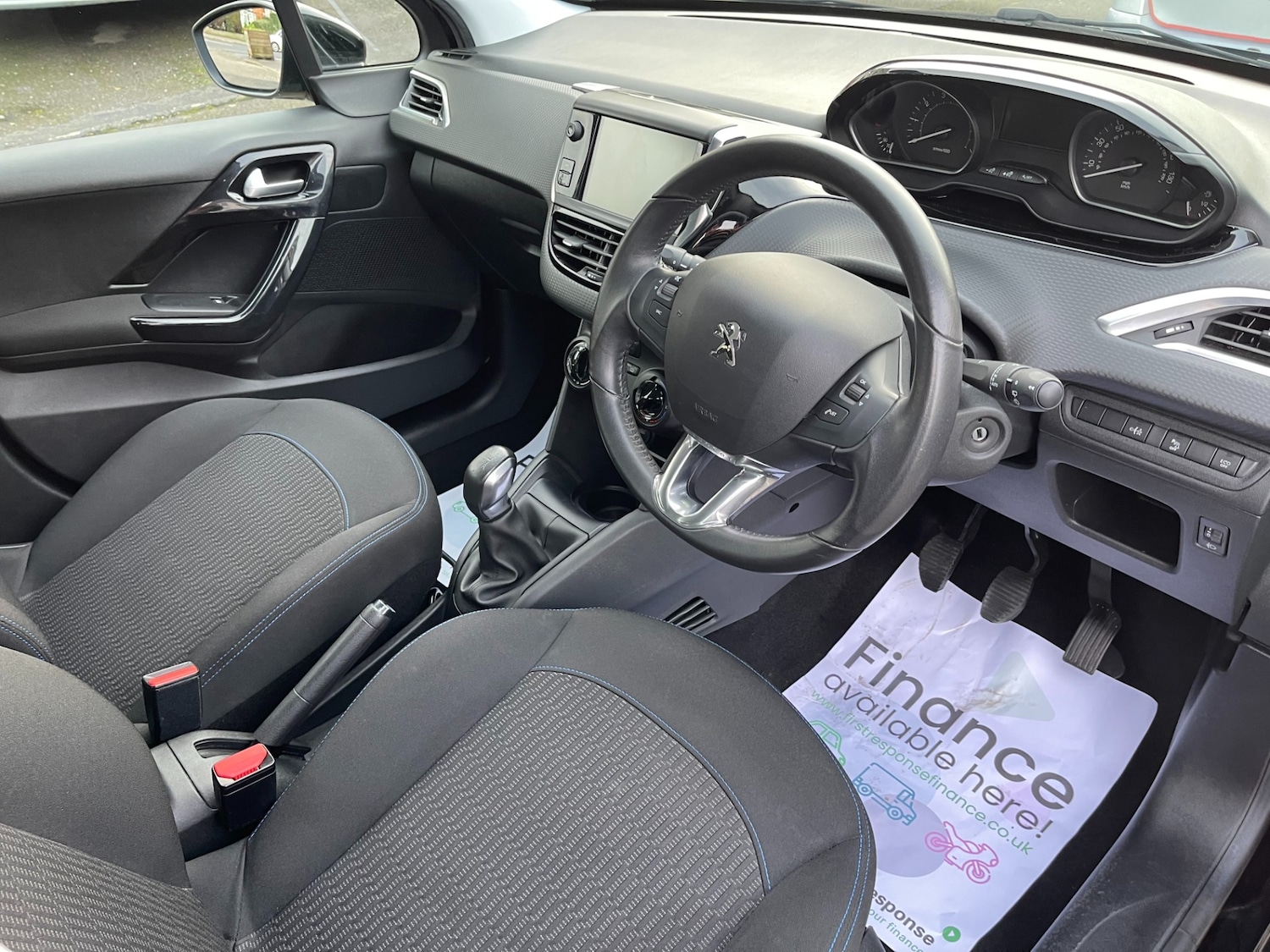 Used Peugeot 208 2018 for sale - 77196731: Photo 19