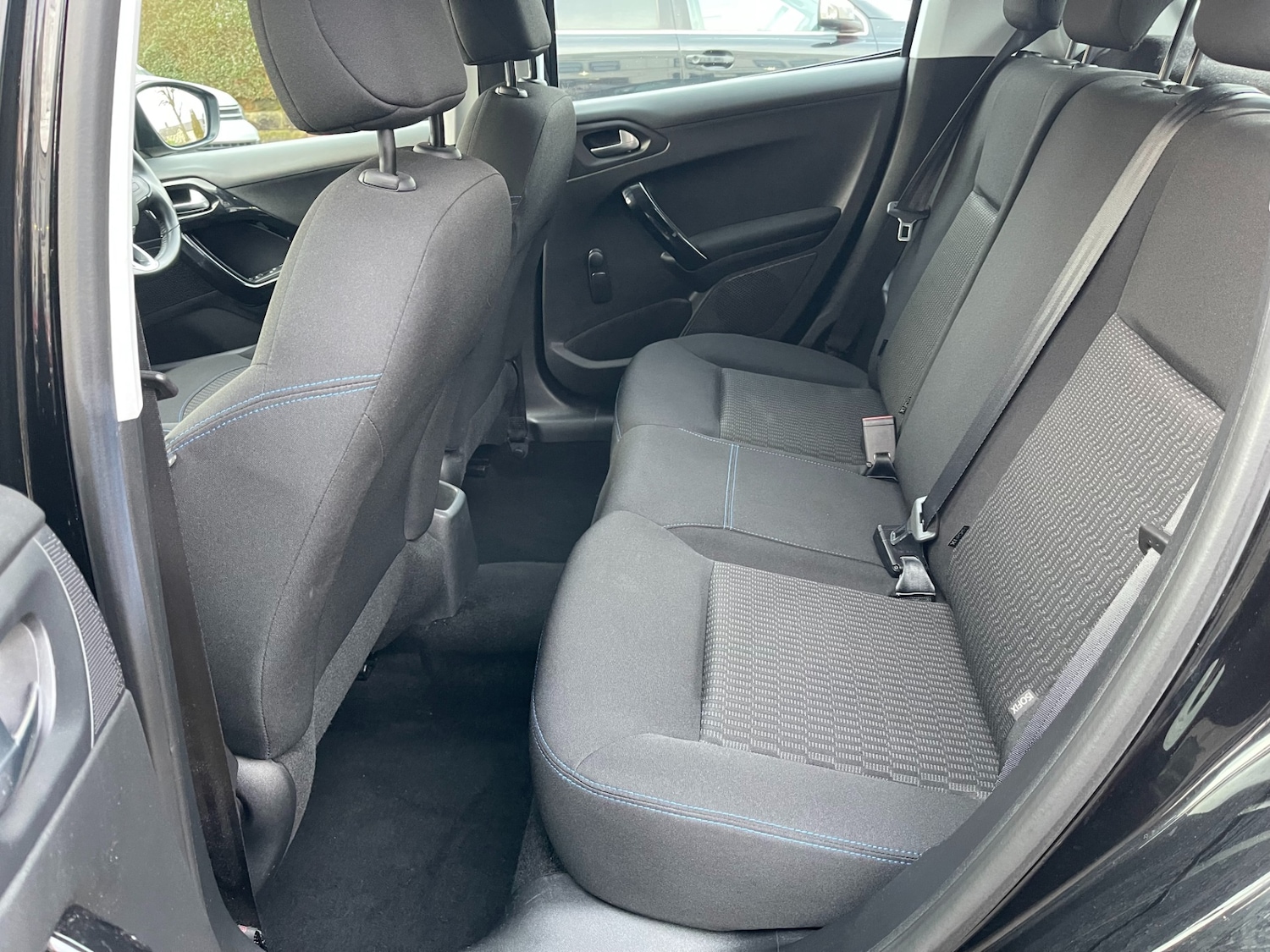 Used Peugeot 208 2018 for sale - 77196731: Photo 28