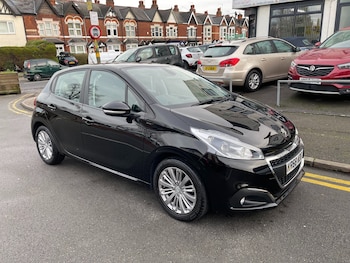 Used Peugeot 208 2018 for sale - 77196731: Photo