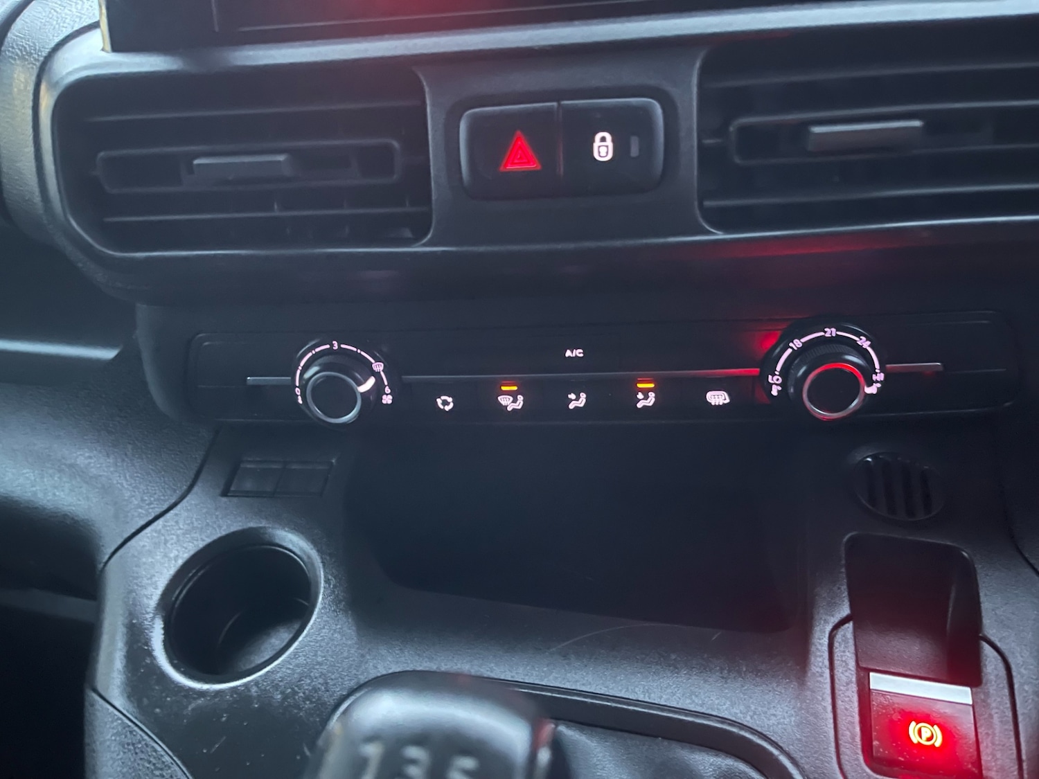 Used Citroen Berlingo 2020 for sale - 77054931: Photo 41