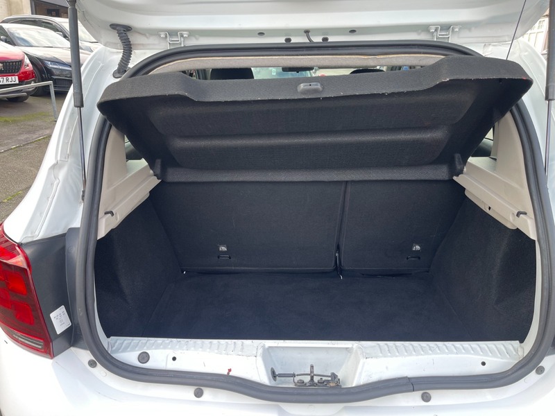 Used Dacia Sandero Stepway 2019 for sale - 76706618: Photo 30