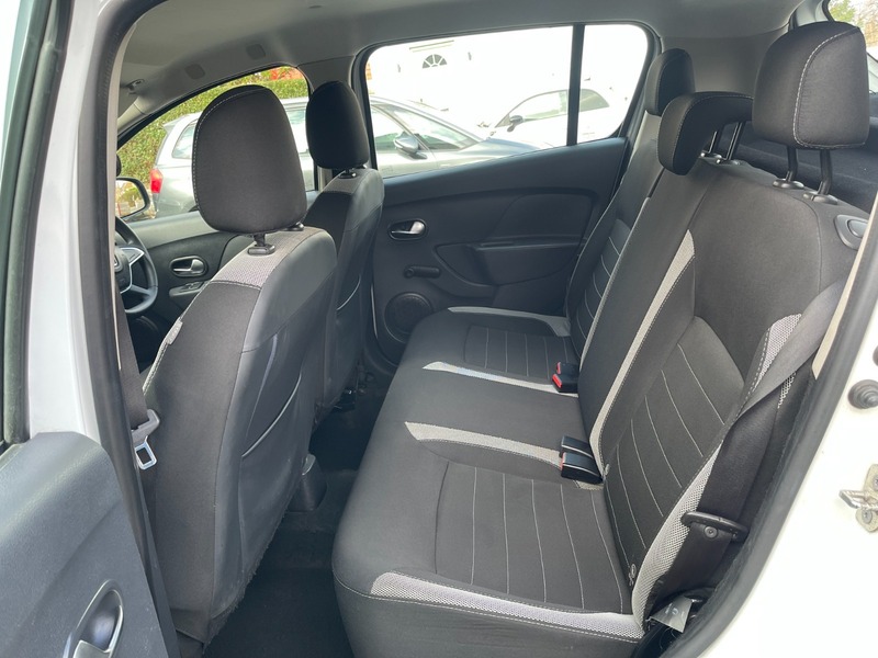 Used Dacia Sandero Stepway 2019 for sale - 76706618: Photo 31