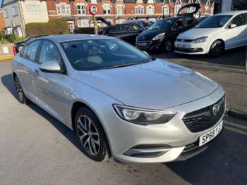 Used Vauxhall Insignia 2018 for sale - 74160703: Photo