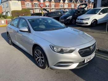 Used Vauxhall Insignia 2018 for sale - 74160703: Photo