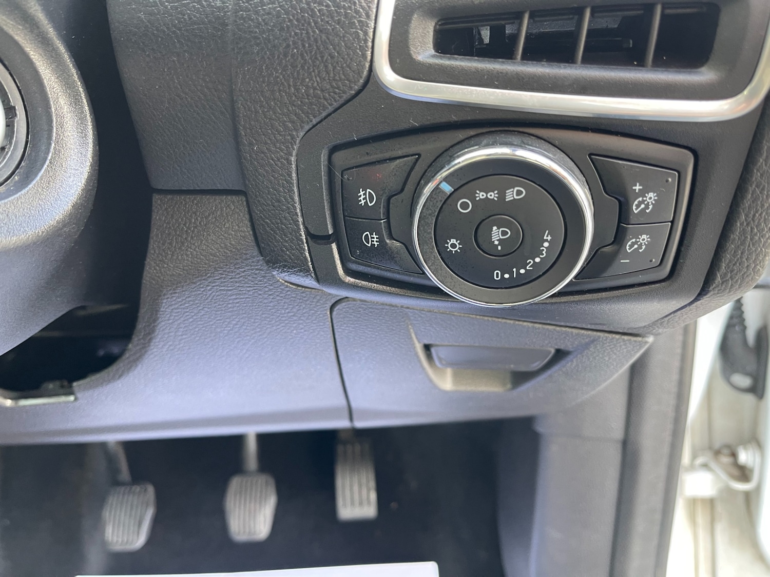 Used Ford Focus 2012 for sale - 77651663: Photo 28