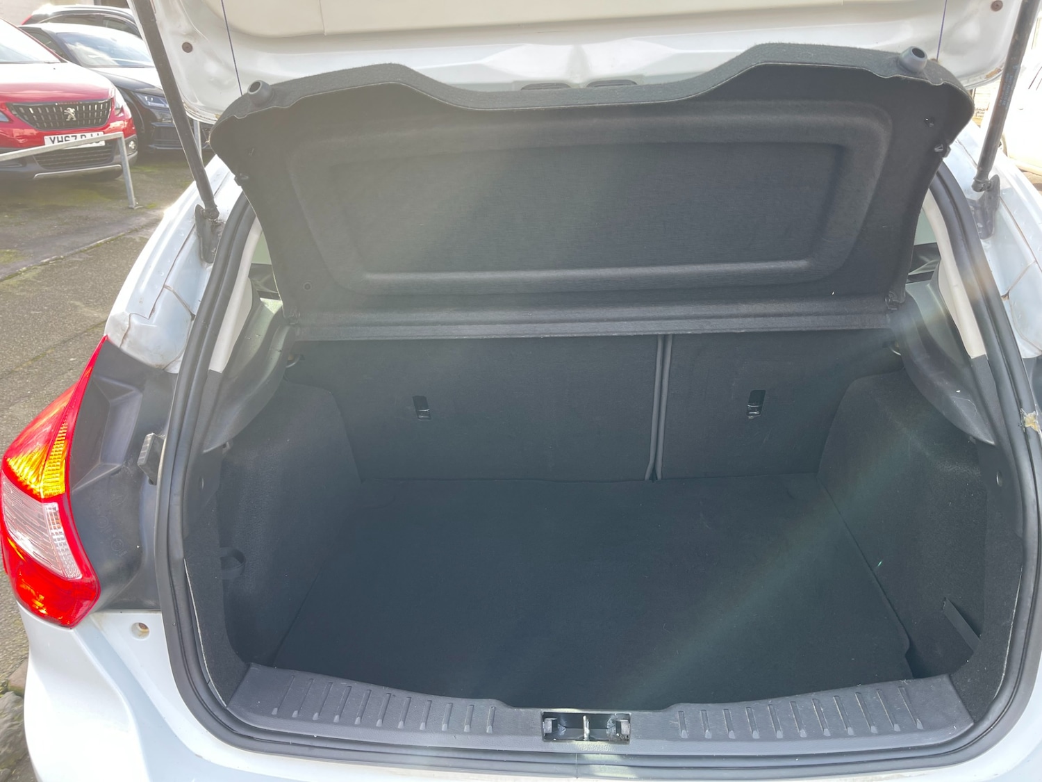 Used Ford Focus 2012 for sale - 77651663: Photo 34