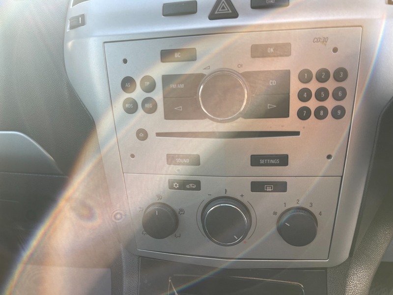 Used Vauxhall Zafira 2010 for sale - 76863656: Photo 30