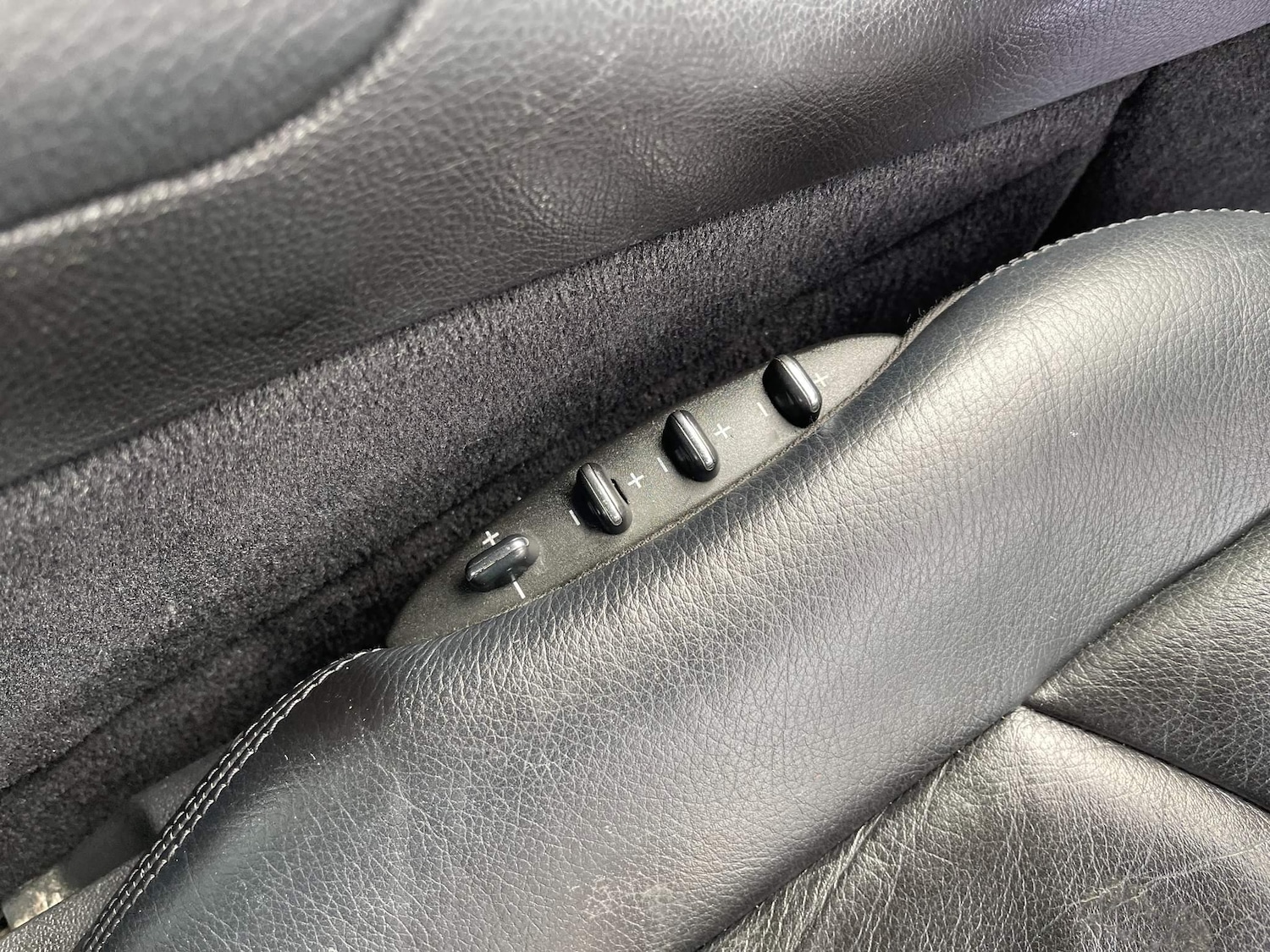 Used Mercedes-Benz CLK 2009 for sale - 76522544: Photo 35