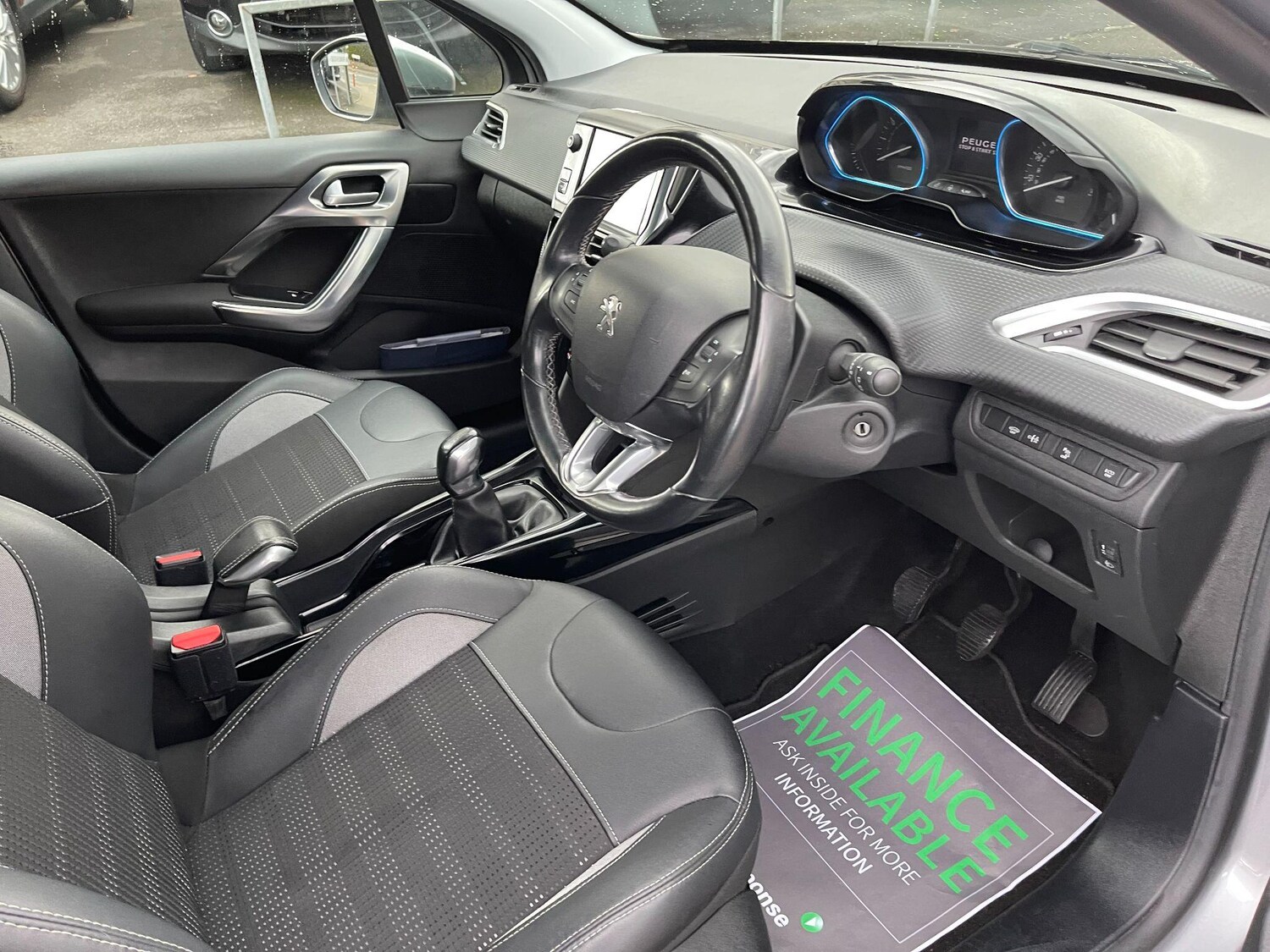 Used Peugeot 2008 2018 for sale - 76360988: Photo 21