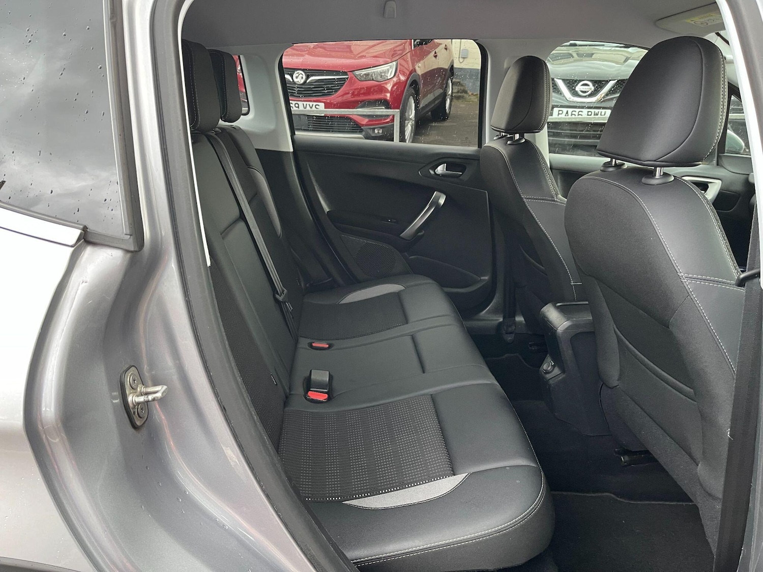 Used Peugeot 2008 2018 for sale - 76360988: Photo 30