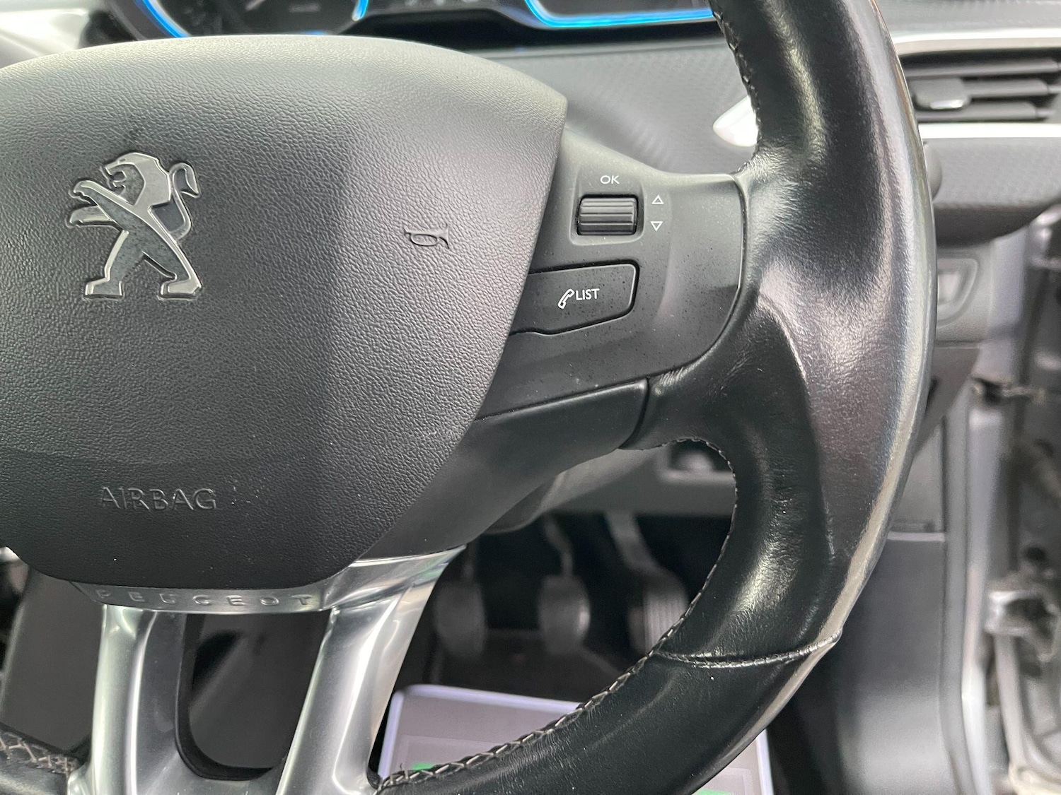 Used Peugeot 2008 2018 for sale - 76360988: Photo 43