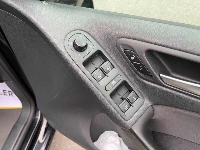 Used Volkswagen Golf 2011 for sale - 77891443: Photo 29