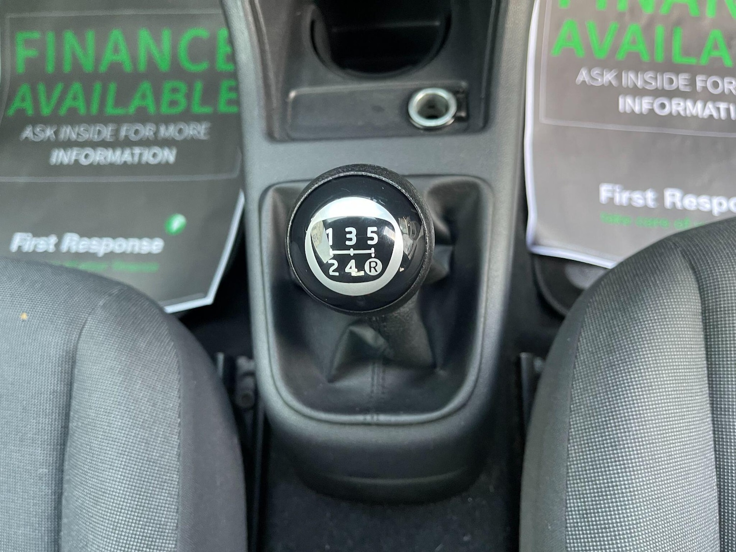 Used Volkswagen up! 2014 for sale - 76371078: Photo 30