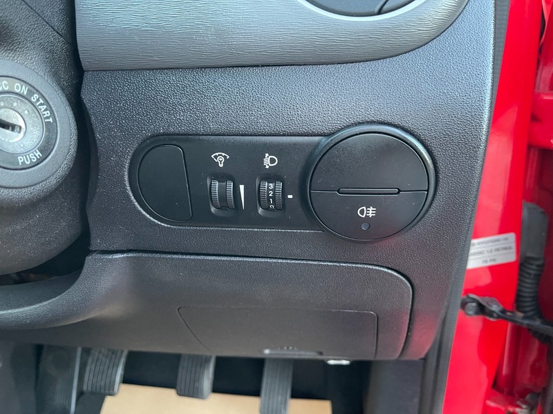 Used Hyundai i10 2010 for sale - 76924065: Photo 23